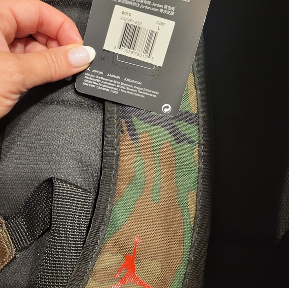 NwOT NEW JORDAN NIKE AIR π Backpack - Picture 3 of 3